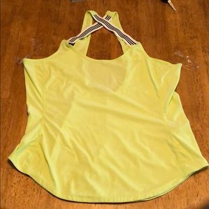 NEW WOMENS ADIDAS ATHLETIC TOP